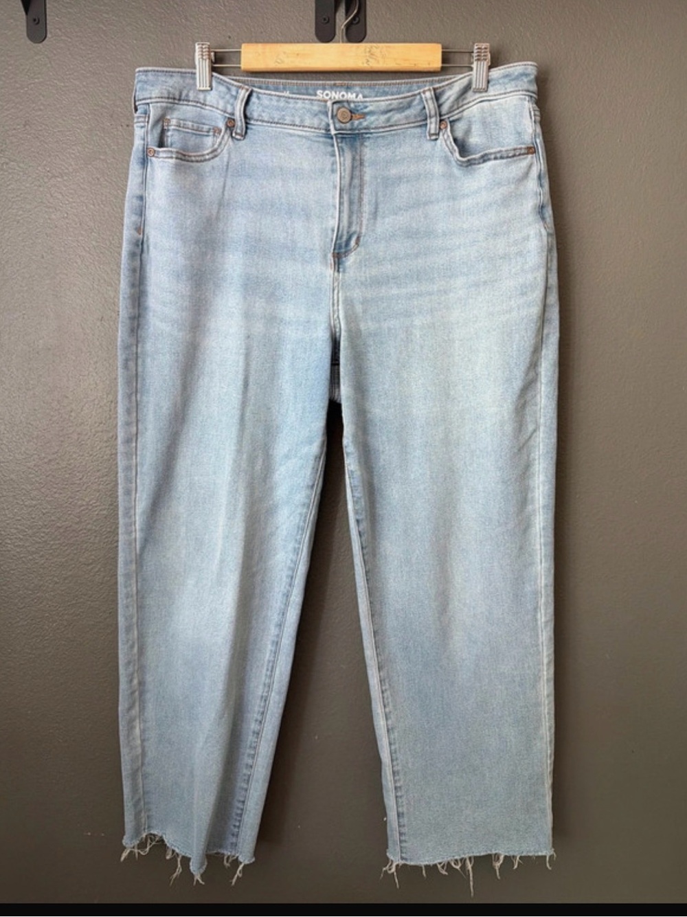 Sonoma Straight Cropped Jeans